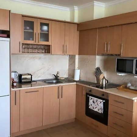 Triavna Beach شقة سفيتي فلاس